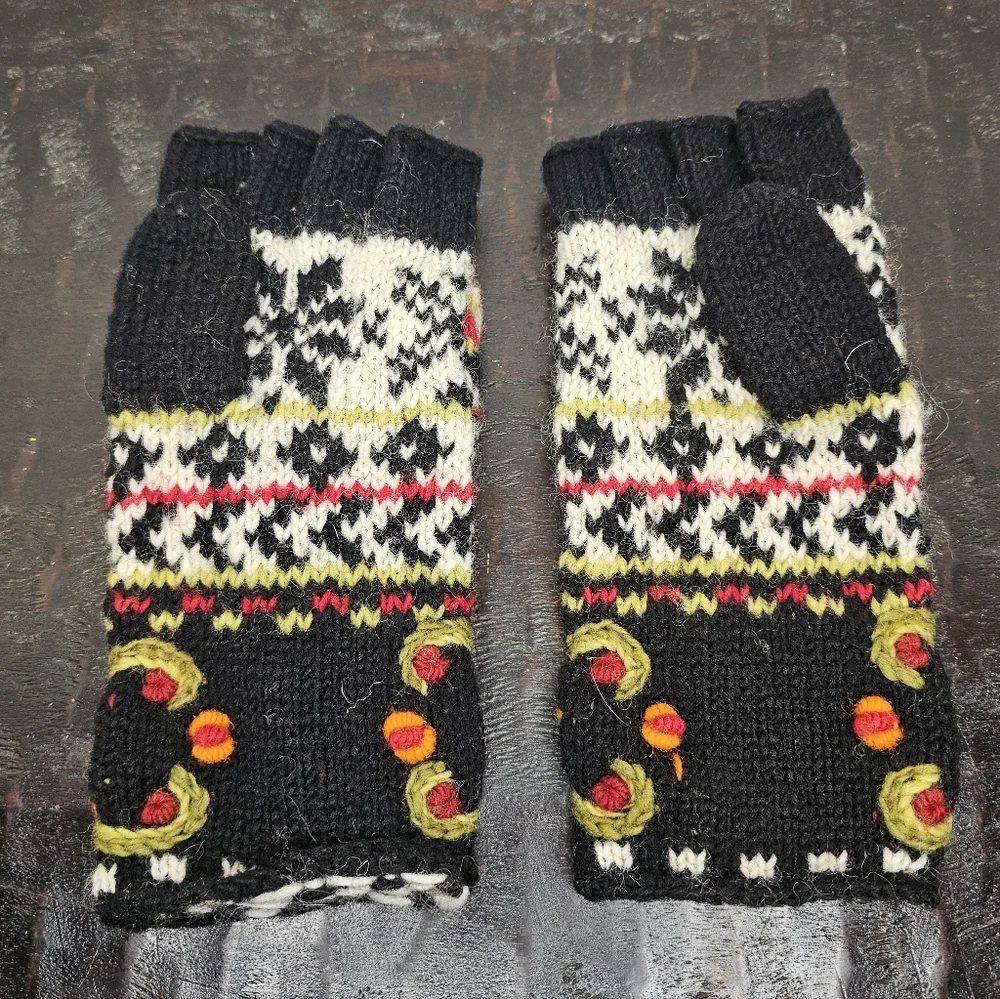 Fingerless Gloves